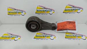 Gebruikte Versnellingsbak Steun Renault Megane Coupé (DA) 1.9 dTi Prijs € 15,75 Margeregeling aangeboden door Binckhorst BV