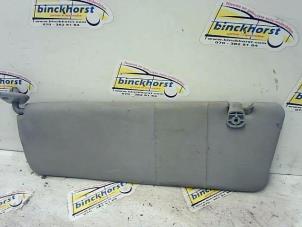 Gebruikte Zonneklep Mitsubishi L-400 2.5 TD Prijs € 21,00 Margeregeling aangeboden door Binckhorst BV