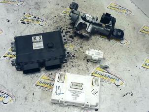 Gebruikte Kontaktslot + computer Suzuki Swift (ZA/ZC/ZD1/2/3/9) 1.5 VVT 16V Prijs € 105,00 Margeregeling aangeboden door Binckhorst BV