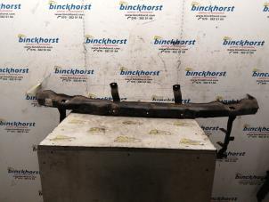 Gebruikte Bumperbalk voor Mitsubishi L-400 2.5 TD Prijs € 31,50 Margeregeling aangeboden door Binckhorst BV