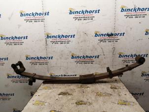 Gebruikte Veerblad achter Mitsubishi L-400 2.5 TD Prijs € 131,25 Margeregeling aangeboden door Binckhorst BV