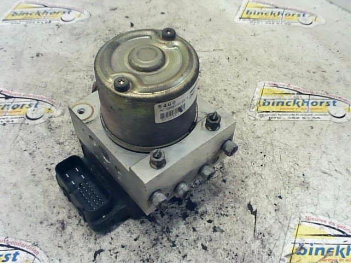 Gebruikte ABS Pomp Suzuki Liana (ERC/ERD/RH4) 1.6 MPi 16V Prijs € 36,75 Margeregeling aangeboden door Binckhorst BV