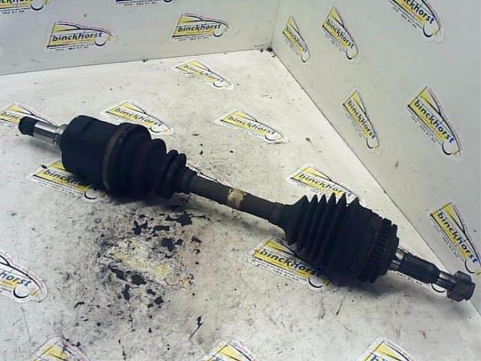 Gebruikte Steekas links-voor Chevrolet Nubira (J200) 2.0 16V Prijs € 52,50 Margeregeling aangeboden door Binckhorst BV