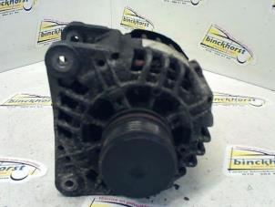 Gebruikte Dynamo Renault Kangoo Express (FC) 1.5 dCi 80 Prijs € 42,00 Margeregeling aangeboden door Binckhorst BV