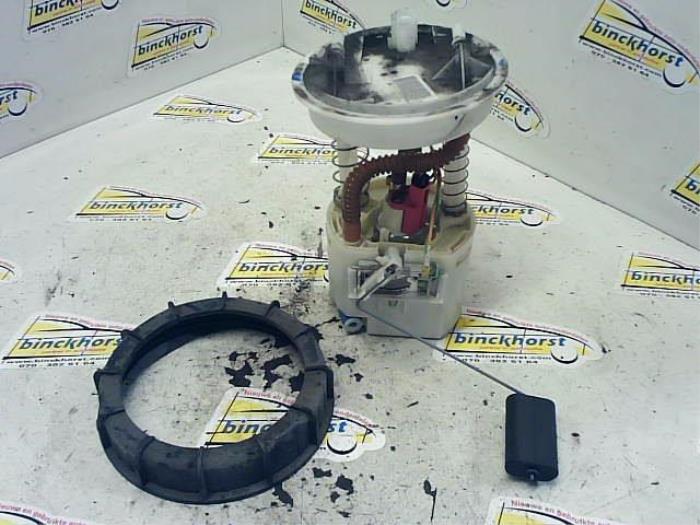 Gebruikte Tank element Pomp Ford Fusion 1.25 16V Prijs € 42,00 Margeregeling aangeboden door Binckhorst BV