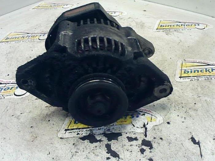 Gebruikte Dynamo Suzuki Swift (SF310/413) 1.3 Prijs € 31,50 Margeregeling aangeboden door Binckhorst BV
