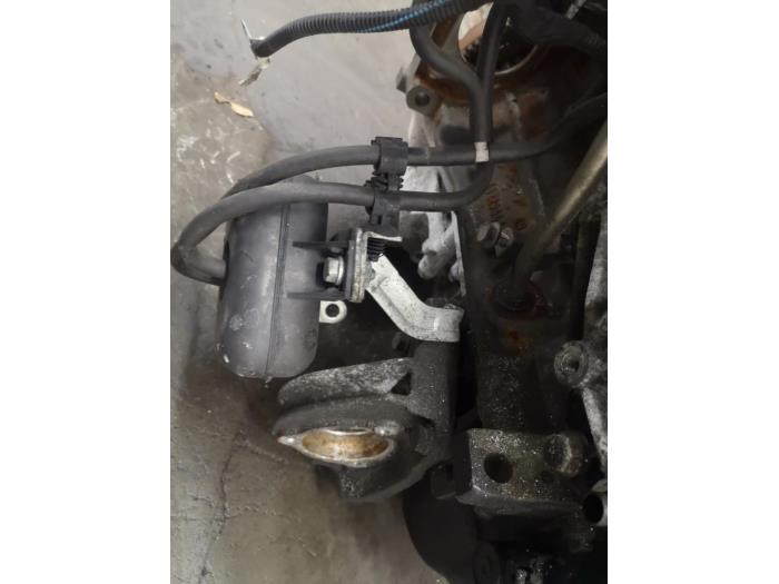 Motor van een Alfa Romeo MiTo (955) 1.3 JTDm 16V 2014