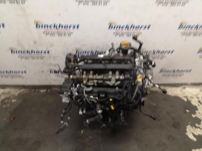 Motor van een Alfa Romeo MiTo (955) 1.3 JTDm 16V 2014