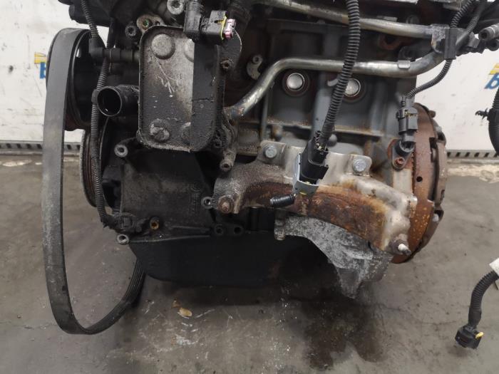 Motor van een Alfa Romeo MiTo (955) 1.3 JTDm 16V 2014