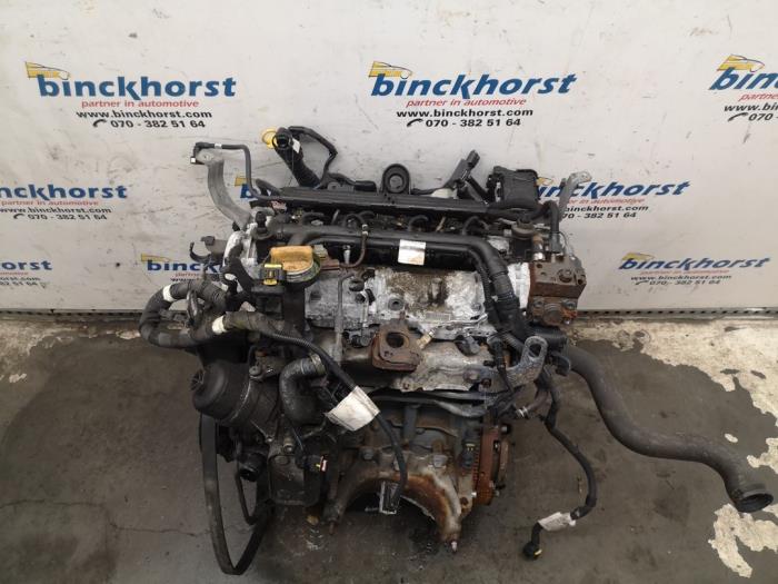 Motor van een Alfa Romeo MiTo (955) 1.3 JTDm 16V 2014