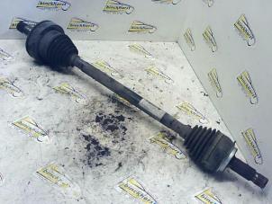 Gebruikte Steekas links-achter Mercedes Vito (639.7) 3.0 122 CDI V6 24V Prijs € 74,96 Inclusief btw aangeboden door Binckhorst BV