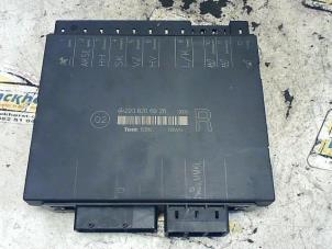 Gebruikte Computer stoel Mercedes S (W220) 5.0 S-500 V8 24V Prijs € 52,50 Margeregeling aangeboden door Binckhorst BV