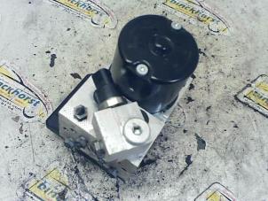 Gebruikte ABS Pomp Mercedes S (W220) 5.0 S-500 V8 24V Prijs € 93,45 Margeregeling aangeboden door Binckhorst BV