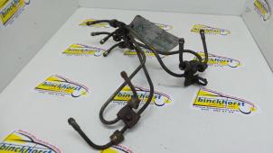 Gebruikte Brandstofleiding Hyundai H-1/Starex Travel 2.5 TD Prijs € 42,00 Margeregeling aangeboden door Binckhorst BV