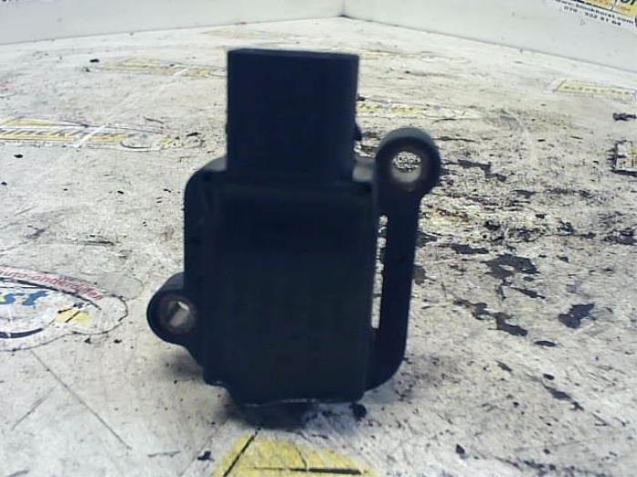 Bobine van een Mercedes-Benz C (W203) 1.8 C-200K 16V 2005