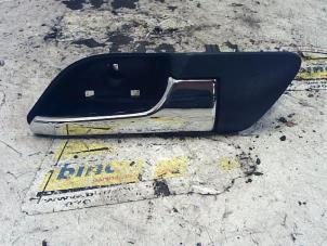 Gebruikte Portiergreep 2Deurs rechts Opel Tigra Twin Top 1.8 16V Prijs € 10,50 Margeregeling aangeboden door Binckhorst BV