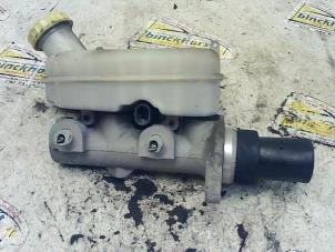 Gebruikte Hoofdremcilinder Chrysler Voyager/Grand Voyager (RG/RS) 2.4i 16V Prijs € 52,50 Margeregeling aangeboden door Binckhorst BV