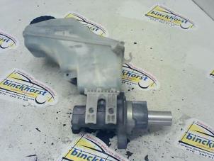 Gebruikte Hoofdremcilinder Opel Corsa D 1.2 16V Prijs € 26,25 Margeregeling aangeboden door Binckhorst BV