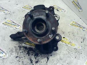 Gebruikte Asschenkel rechts-voor Ford Grand C-Max (DXA) 1.6 Ti-VCT 16V Prijs € 52,50 Margeregeling aangeboden door Binckhorst BV