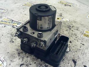 Gebruikte ABS Pomp Volkswagen Golf V (1K1) 1.4 FSI 16V Prijs € 40,95 Margeregeling aangeboden door Binckhorst BV