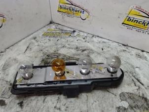 Gebruikte Fitting Achterlicht rechts Mercedes ML I (163) 270 2.7 CDI 20V Prijs € 21,00 Margeregeling aangeboden door Binckhorst BV