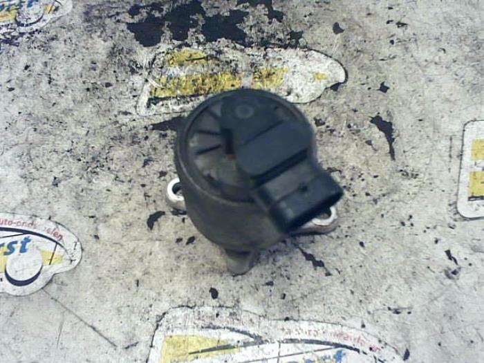 Gebruikte EGR Klep Citroen C5 I Berline (DC) 1.8 16V Prijs € 26,25 Margeregeling aangeboden door Binckhorst BV
