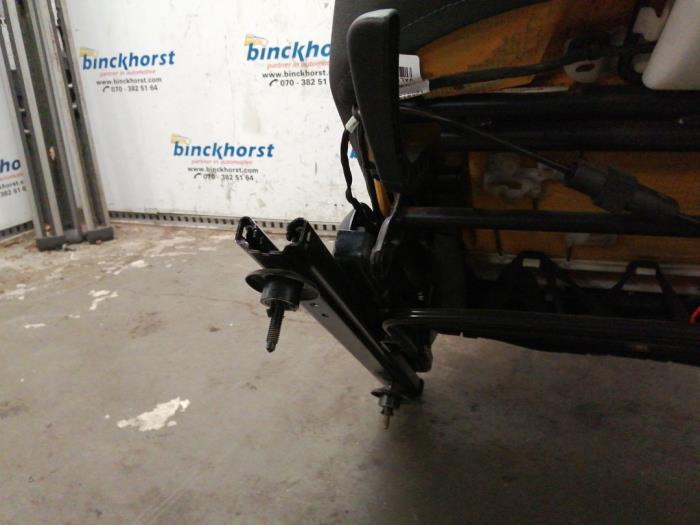 Stoel links Renault Twingo