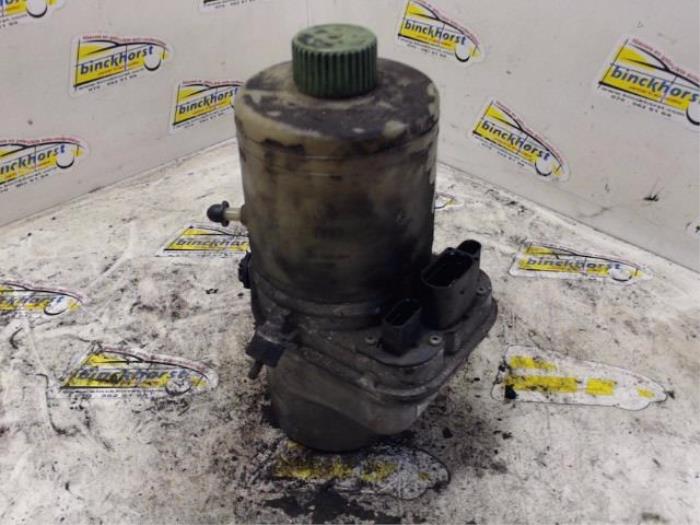 Gebruikte Pomp Servo Audi A2 (8Z0) 1.4 TDI Prijs € 99,75 Margeregeling aangeboden door Binckhorst BV