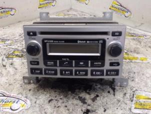 Gebruikte Radio CD Speler Hyundai Santa Fe II (CM) 2.2 CRDi 16V 4x4 Prijs € 78,75 Margeregeling aangeboden door Binckhorst BV