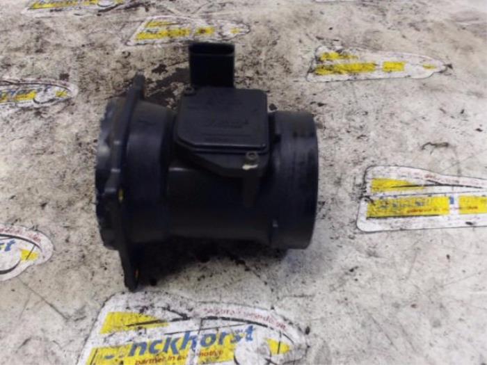 Gebruikte Luchthoeveelheidsmeter Audi A6 (C5) 2.4 V6 30V Prijs € 26,25 Margeregeling aangeboden door Binckhorst BV