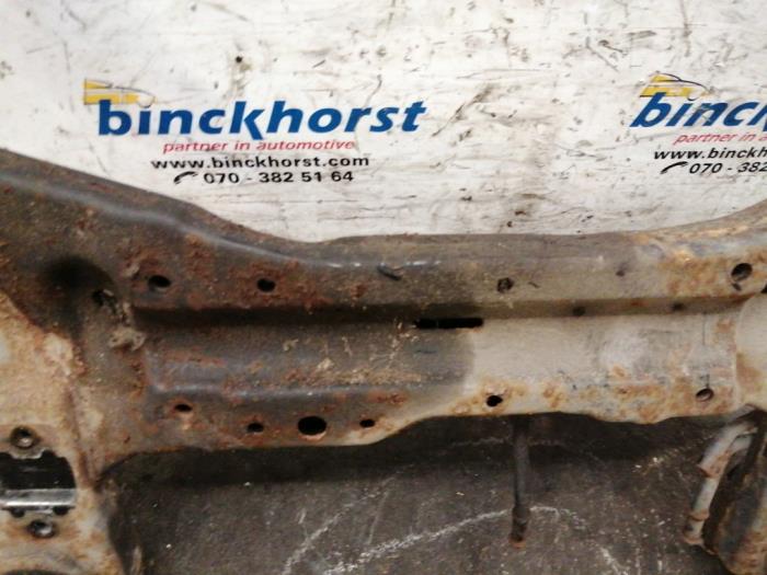 Subframe van een Hyundai Santa Fe II (CM) 2.2 CRDi 16V 4x4 2008