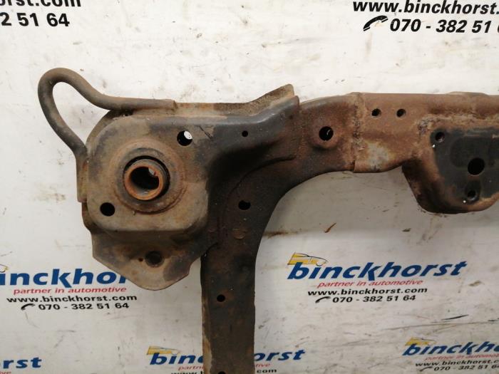 Subframe van een Hyundai Santa Fe II (CM) 2.2 CRDi 16V 4x4 2008
