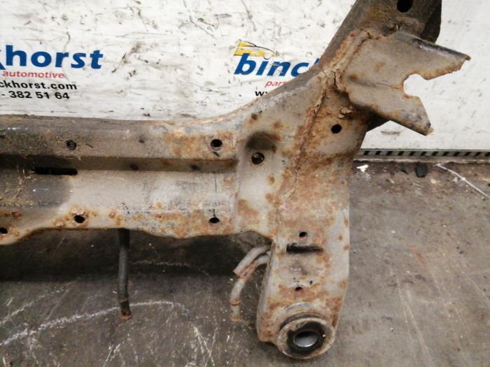 Subframe van een Hyundai Santa Fe II (CM) 2.2 CRDi 16V 4x4 2008