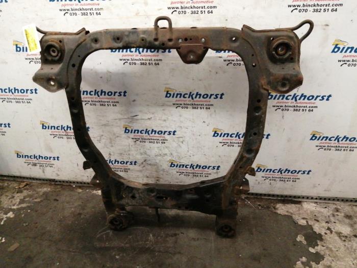Subframe van een Hyundai Santa Fe II (CM) 2.2 CRDi 16V 4x4 2008