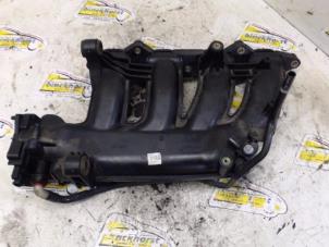 Gebruikte Inlaatspruitstuk Mercedes C (W203) 1.8 C-200K 16V Prijs € 63,00 Margeregeling aangeboden door Binckhorst BV