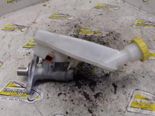 Gebruikte Hoofdremcilinder Citroen C4 Cactus (0B/0P) 1.6 e-Hdi 92 Prijs € 31,50 Margeregeling aangeboden door Binckhorst BV