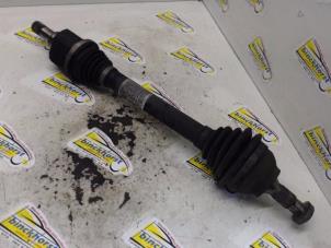 Gebruikte Cardanas links-voor (VWA) Peugeot Partner (GC/GF/GG/GJ/GK) 1.6 BlueHDI 75 Prijs € 50,82 Inclusief btw aangeboden door Binckhorst BV