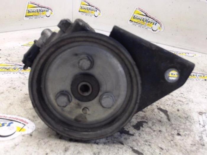 Gebruikte Servopomp Lancia Thesis (841) 3.0 V6 24V Prijs € 105,00 Margeregeling aangeboden door Binckhorst BV