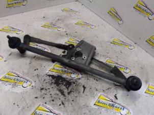 Gebruikte Ruitenwis Mechaniek Peugeot 206+ (2L/M) 1.1 XR,XS Prijs € 26,25 Margeregeling aangeboden door Binckhorst BV