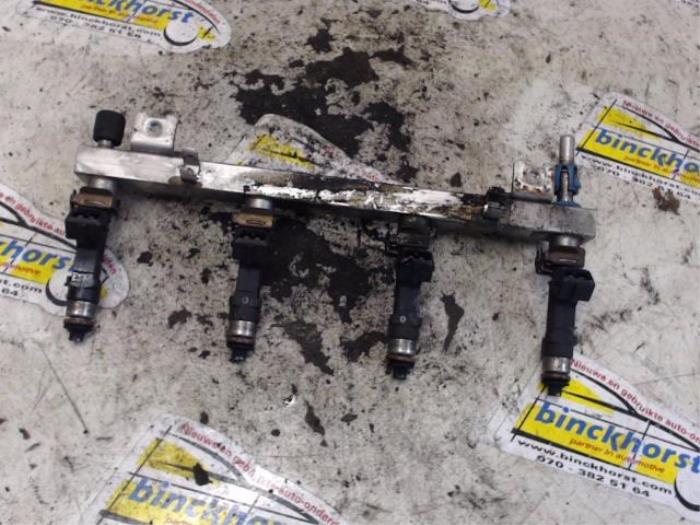 Gebruikte Common rail (Injectie) Opel Astra H (L48) 1.4 16V Twinport Prijs € 63,00 Margeregeling aangeboden door Binckhorst BV