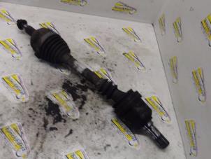 Gebruikte Cardanas links-voor (VWA) Renault Scénic II (JM) 2.0 dCi 16V 150 Prijs € 52,50 Margeregeling aangeboden door Binckhorst BV