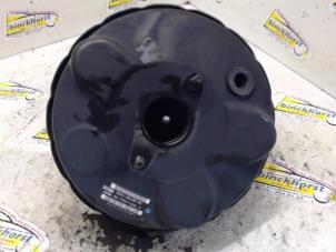 Gebruikte Rembekrachtiger Landrover Freelander II 2.2 td4 16V Prijs € 72,45 Margeregeling aangeboden door Binckhorst BV