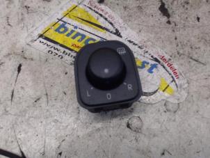 Gebruikte Spiegel Schakelaar Volkswagen Golf VI (5K1) 1.6 TDI 16V Prijs € 15,75 Margeregeling aangeboden door Binckhorst BV