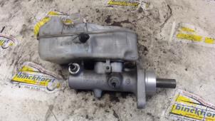 Gebruikte Hoofdremcilinder Volkswagen Transporter/Caravelle T5 2.5 TDi PF Prijs € 31,50 Margeregeling aangeboden door Binckhorst BV