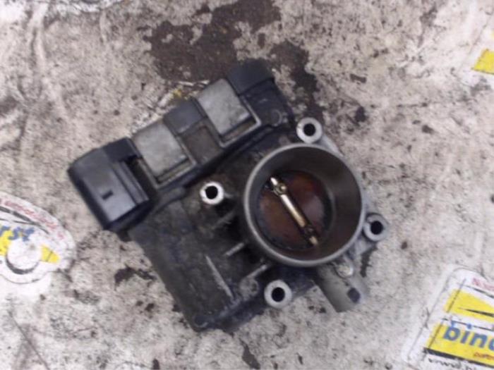 Gebruikte Gasklephuis Fiat Grande Punto (199) 1.2 Prijs € 36,75 Margeregeling aangeboden door Binckhorst BV