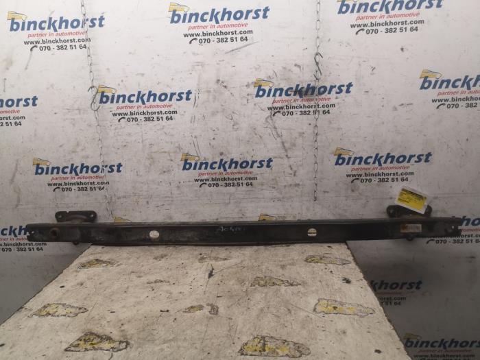 Gebruikte Bumperframe achter Renault Kangoo Express (FW) 1.5 dCi 70 Prijs € 26,25 Margeregeling aangeboden door Binckhorst BV