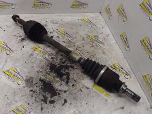 Gebruikte Steekas links-voor Renault Megane II Grandtour (KM) 1.5 dCi 85 Prijs € 42,00 Margeregeling aangeboden door Binckhorst BV