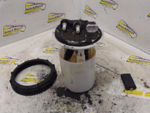 Gebruikte Tank element Pomp Renault Twingo (C06) 1.2 Prijs € 36,75 Margeregeling aangeboden door Binckhorst BV