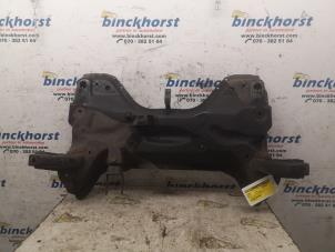 Gebruikte Subframe Peugeot 206+ (2L/M) 1.1 XR,XS Prijs € 47,25 Margeregeling aangeboden door Binckhorst BV