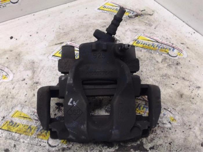 Remklauw (Tang) links-voor Renault Clio